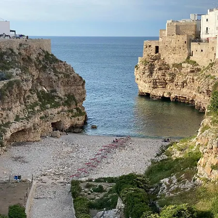 לינה וארוחת בוקר Amare Polignano 4*