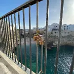 Amare Polignano Couette-café Polignano a Mare