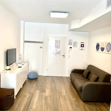 Amare Polignano 住宿加早餐酒店 滨海波利尼亚诺